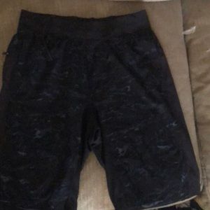 Men/boys Black Lululemon athletic shorts, size M